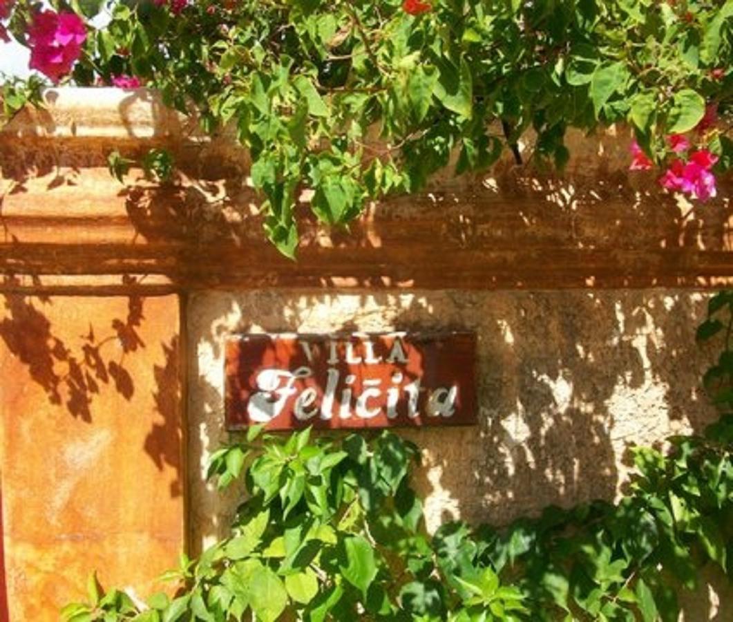 Casa Felicita B&B Y Apartamentos Байяібе Екстер'єр фото